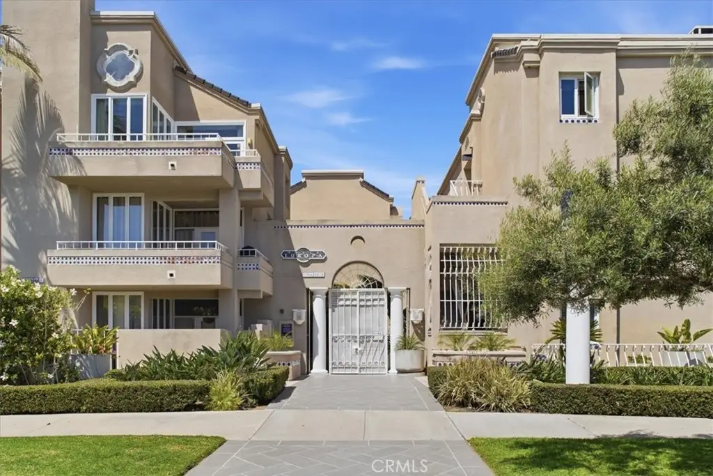 3990 Nobel, San Diego, CA 92122 - #1
