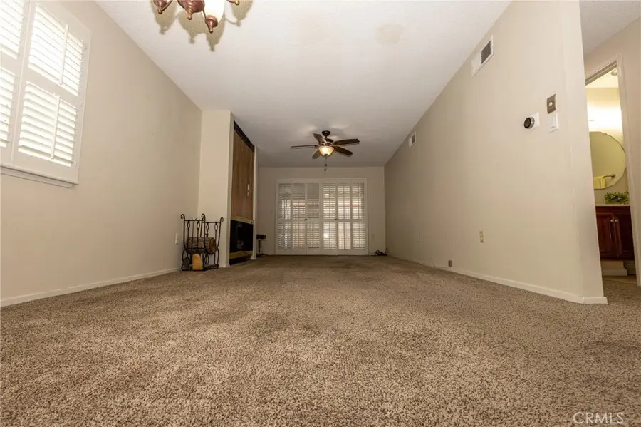 26801 Circle Of The Oaks, Newhall, CA 91321 - #3