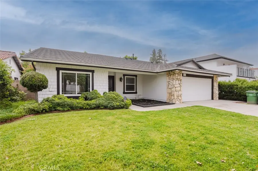 9942 Hanna Avenue, Chatsworth, CA 91311 - #3
