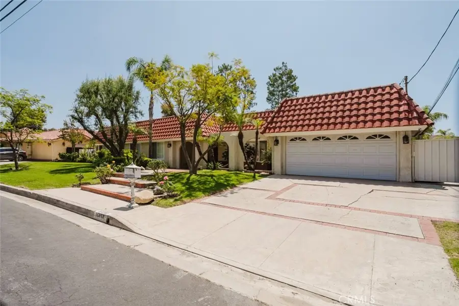 16858 Pineridge Drive, Granada Hills, CA 91344 - #3