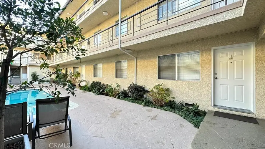 4358 Mammoth Avenue #2, Sherman Oaks, CA 91423 - #2
