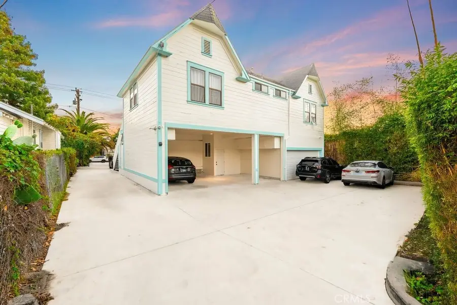 1033 E Santa Clara Street, San Buenaventura Ventura, CA 93001 - #2