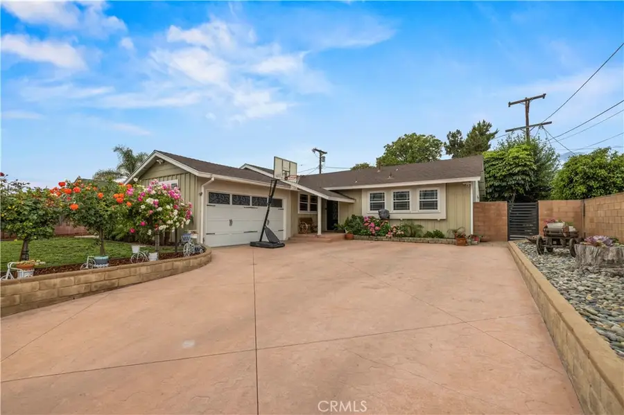 8511 Canterbury, Sun Valley, CA 91352 - #3