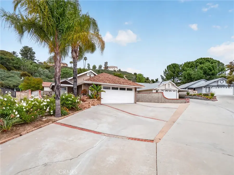 22825 Fir Court, Saugus, CA 91390 - #2