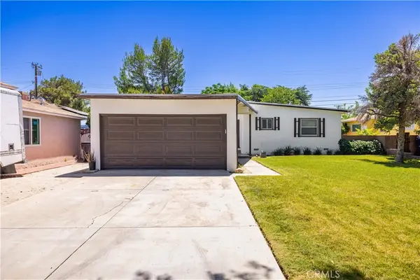 1438 W Ivyton, Lancaster, CA 93534