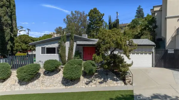22040 Tiara Street, Woodland Hills, CA 91367