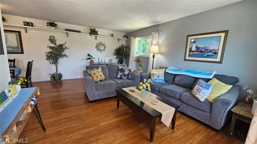 1267 Chalmette, San Buenaventura Ventura, CA 93003 - #3