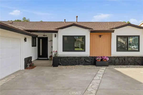16025 Calahan St, North Hills, CA 91343
