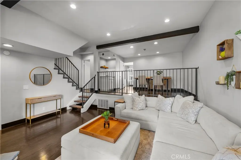 19431 Sherman Way #16, Reseda, CA 91335 - #1