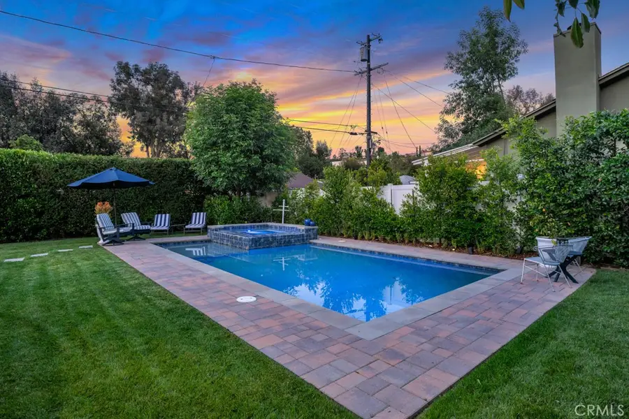 21219 De La Osa, Woodland Hills, CA 91364 - #2