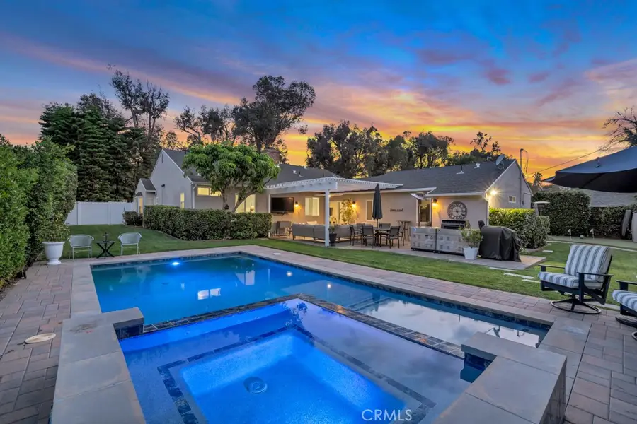 21219 De La Osa, Woodland Hills, CA 91364 - #3