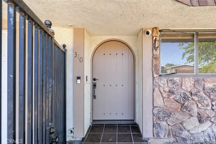 310 Susan Court, Palmdale, CA 93551 - #2