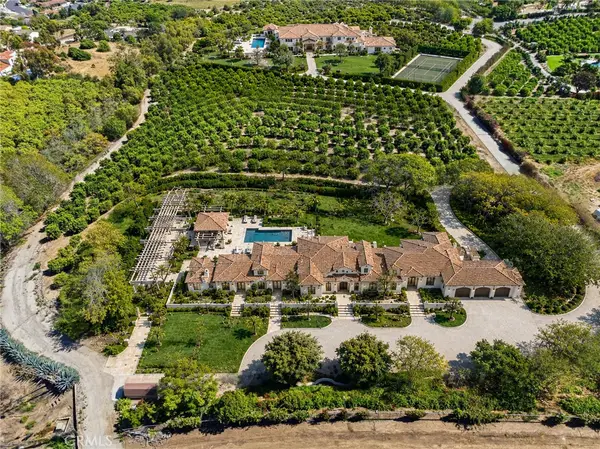 25 Encino, Camarillo, CA 93010