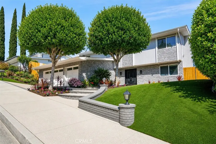5952 Maury Avenue, Woodland Hills, CA 91367 - #3