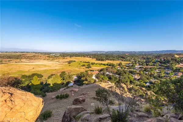 8740 Azul Drive, West Hills, CA 91304