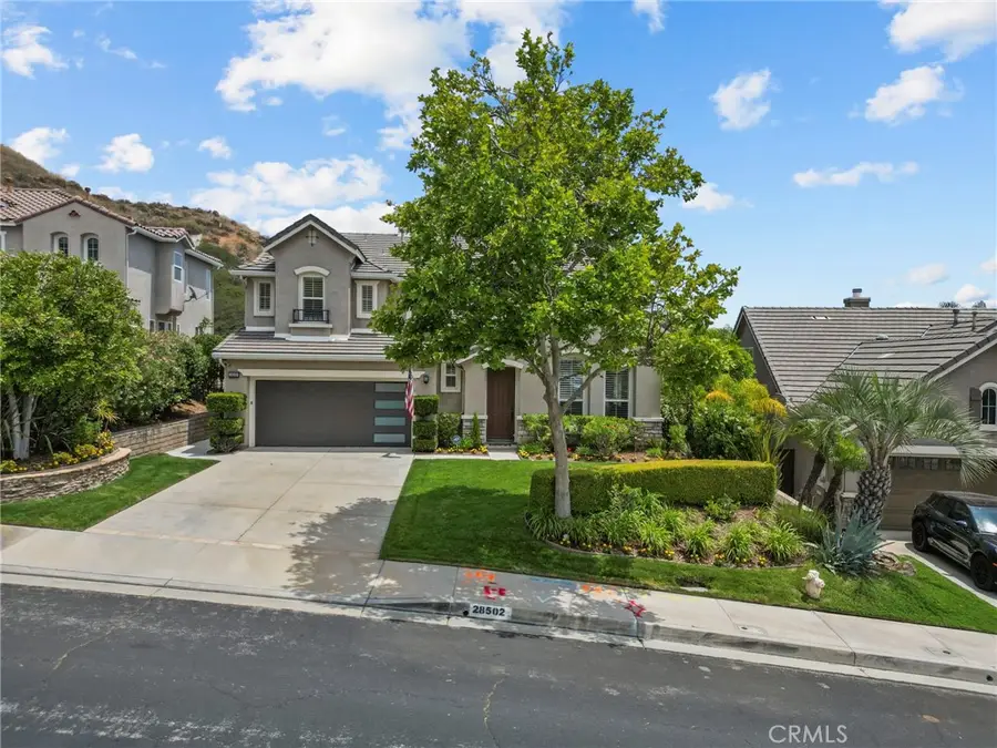 28502 Agajanian, Saugus, CA 91390 - #2