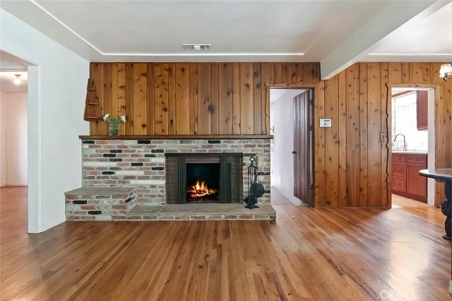 826 N Valley, Burbank, CA 91505 - #3