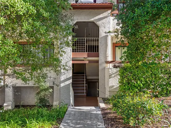 18053 Sundowner Way #626, Canyon Country, CA 91387