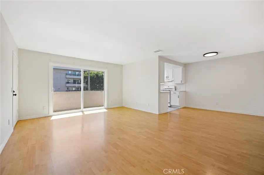 5055 Coldwater Canyon Avenue #105, Sherman Oaks, CA 91423 - #3
