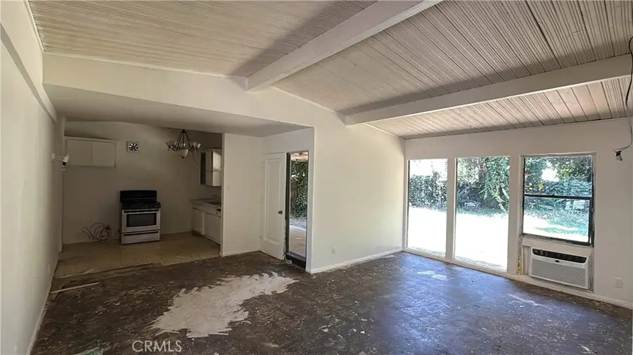 7704 Calvin, Reseda, CA 91335 - #3