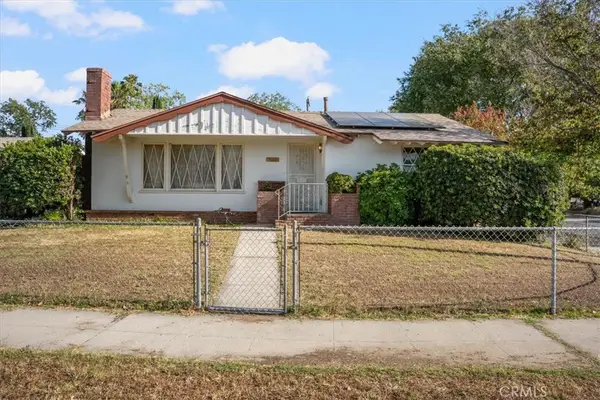 22154 Burton, Canoga Park, CA 91304