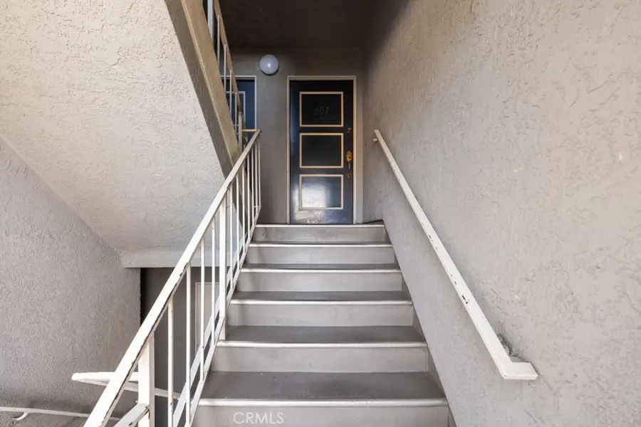 26974 Flo Ln #303, Canyon Country, CA 91351 - #3