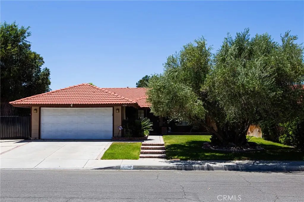43341 27th W. Street W, Lancaster, CA 93536 - #1
