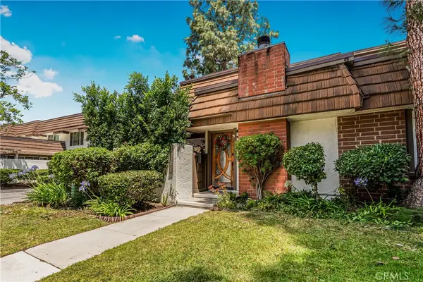 22170 James Alan Circle #1, Chatsworth, CA 91311