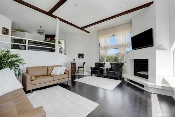 8742 Azul, West Hills, CA 91304