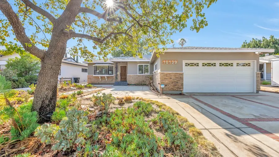 10139 Hillview, Chatsworth, CA 91311 - #3