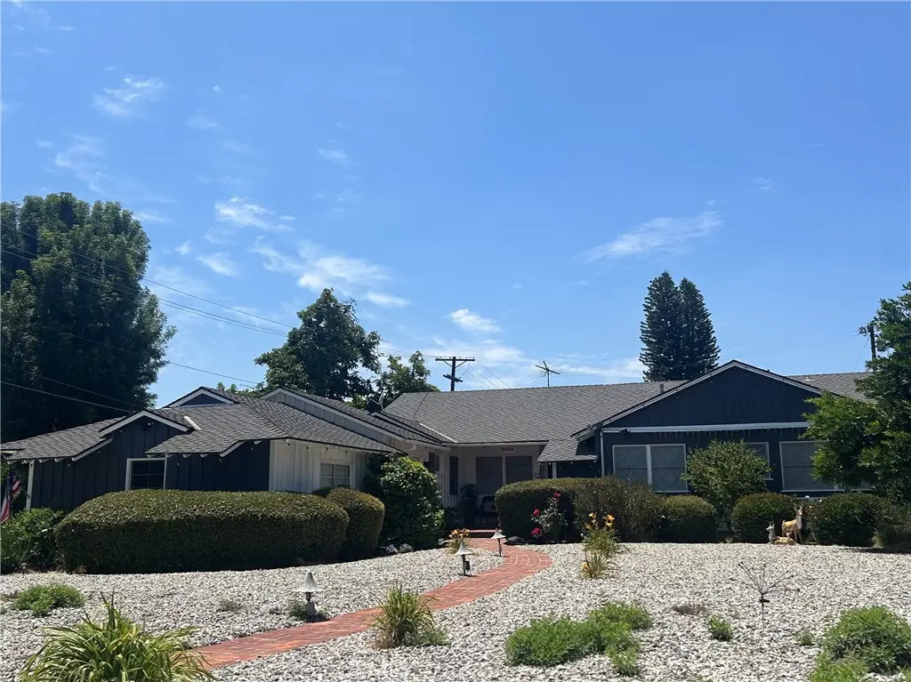 9301 Lasaine, Northridge, CA 91325 - #1