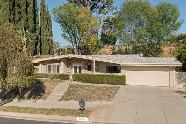 5940 El Escorpion Road, Woodland Hills, CA 91367