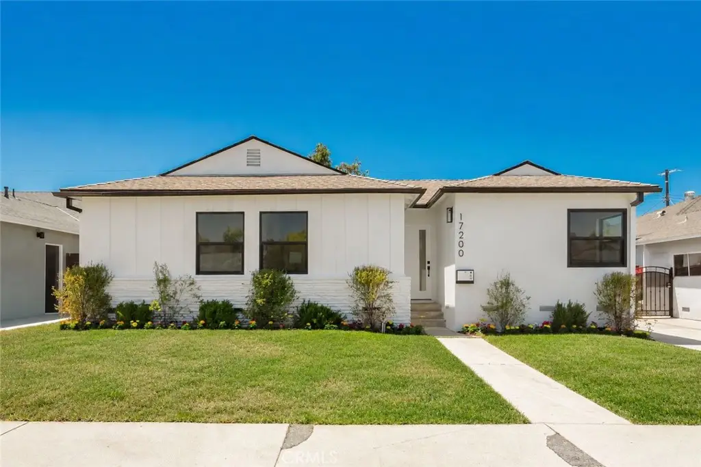 17200 Lanark Street, Van Nuys, CA 91406 - #1