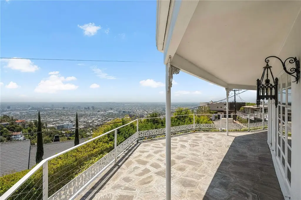 1566 Haslam, Los Angeles, CA 90069 - #1