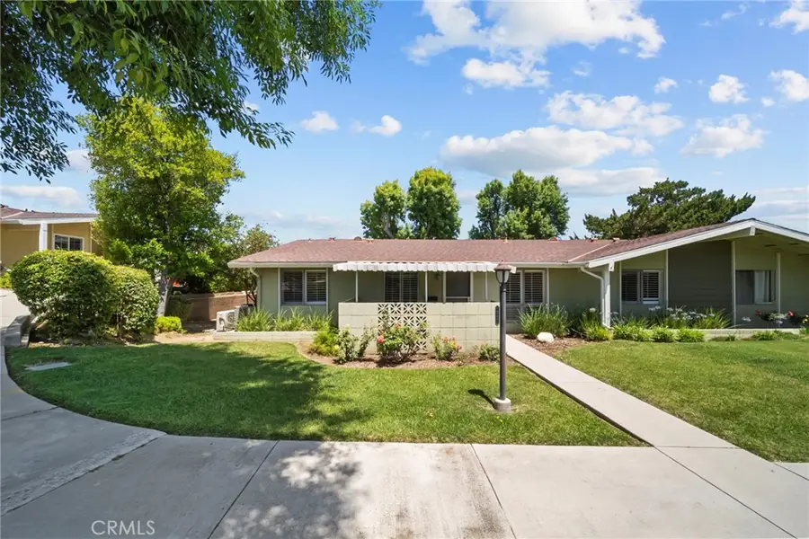 19157 Avenue Of The Oaks #A, Newhall, CA 91321 - #2