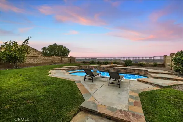 22915 Raintree Lane, Saugus, CA 91390