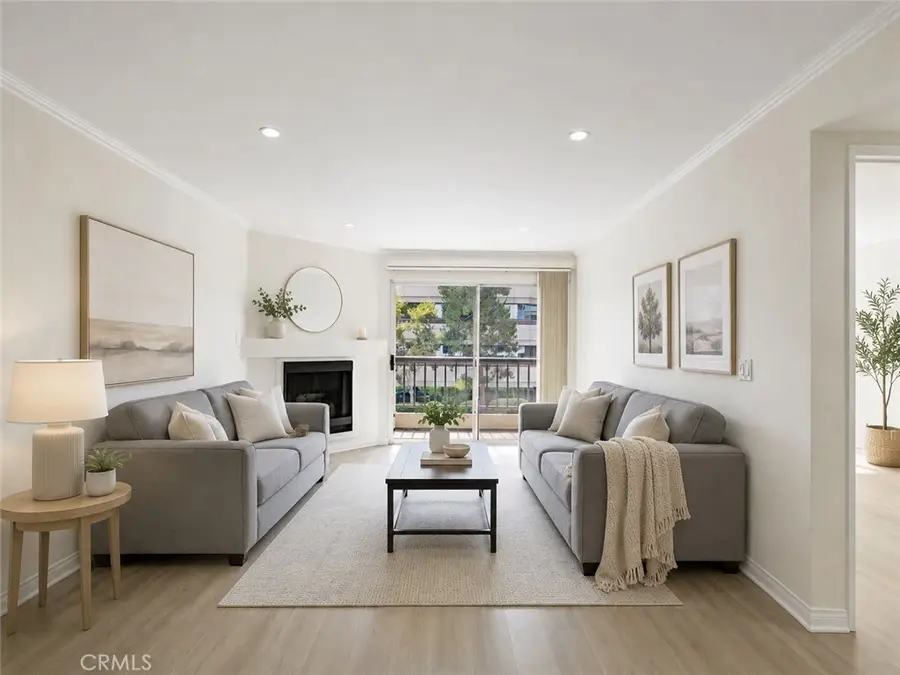 5510 Owensmouth #212, Woodland Hills, CA 91367 - #2