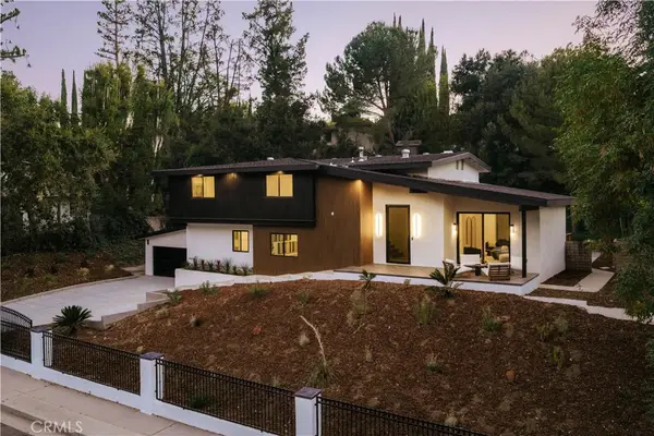 4041 Vanalden Avenue, Tarzana, CA 91356