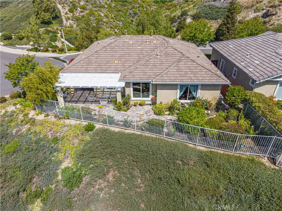 19534 Eleven Court, Newhall, CA 91321 - #2