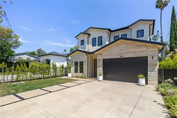 15721 Addison, Encino, CA 91436