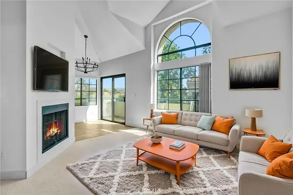 18108 Erik Court #588, Canyon Country, CA 91387