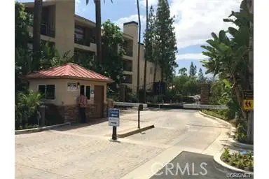 5545 Canoga, Woodland Hills, CA 91367