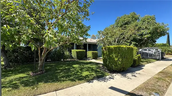 19400 Scroll, Reseda, CA 91335