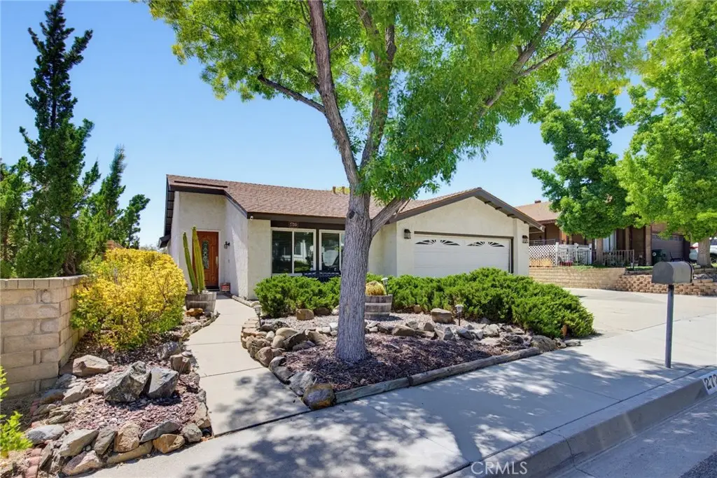 27245 Via Marcia, Saugus, CA 91350 - #1