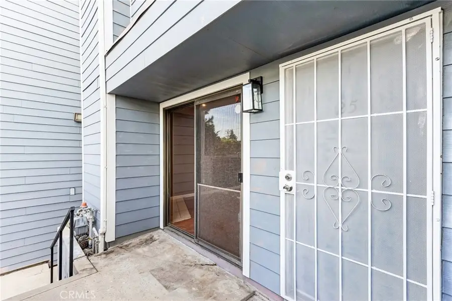 15113 Saticoy Street #25, Van Nuys, CA 91405 - #2