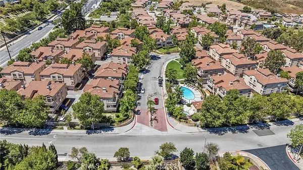 19845 #144 Sandpiper Lane #144, Newhall, CA 91321