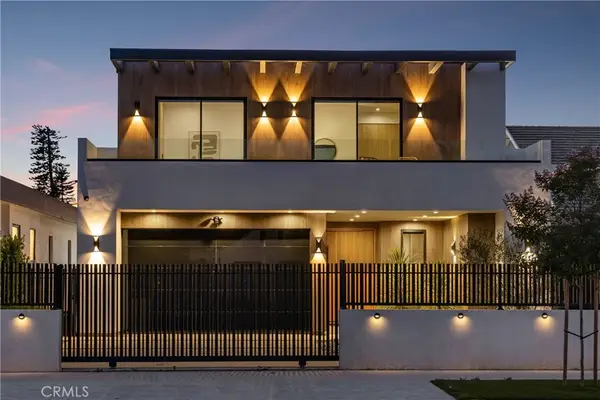5109 Bluebell Avenue, Valley Village, CA 91607