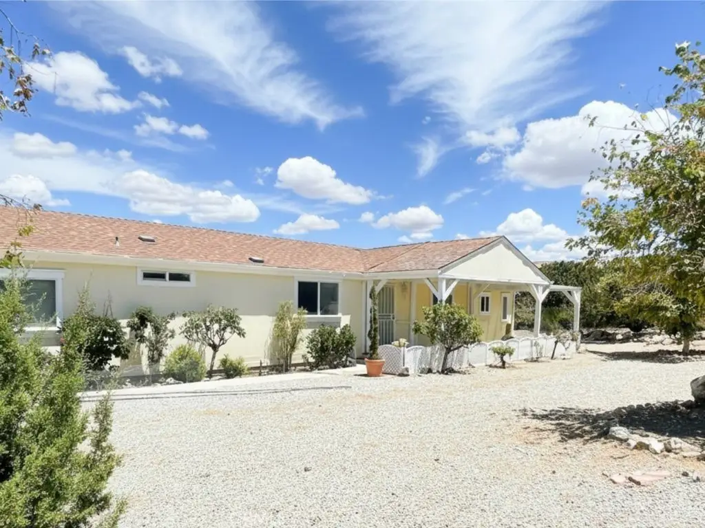 29520 Piani, Pearblossom, CA 93553 - #1