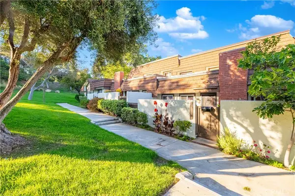 10055 Larwin #3, Chatsworth, CA 91311