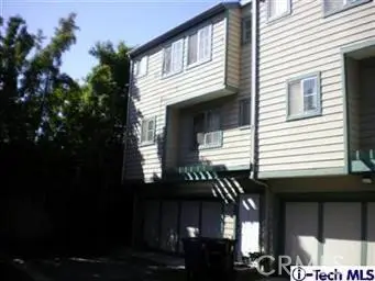 13550 Foothill Boulevard #3, Sylmar, CA 91342